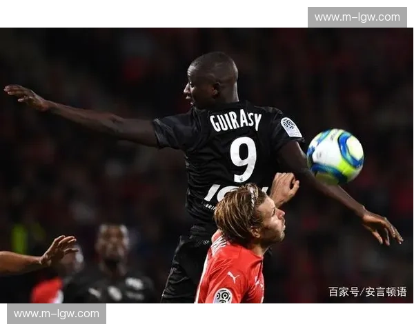 多特蒙德吉拉西支点作用 背身做球激活拜尔前插的战术设计 多特蒙德吉拉西支点作用 背身做球激活拜尔前插的战术设计